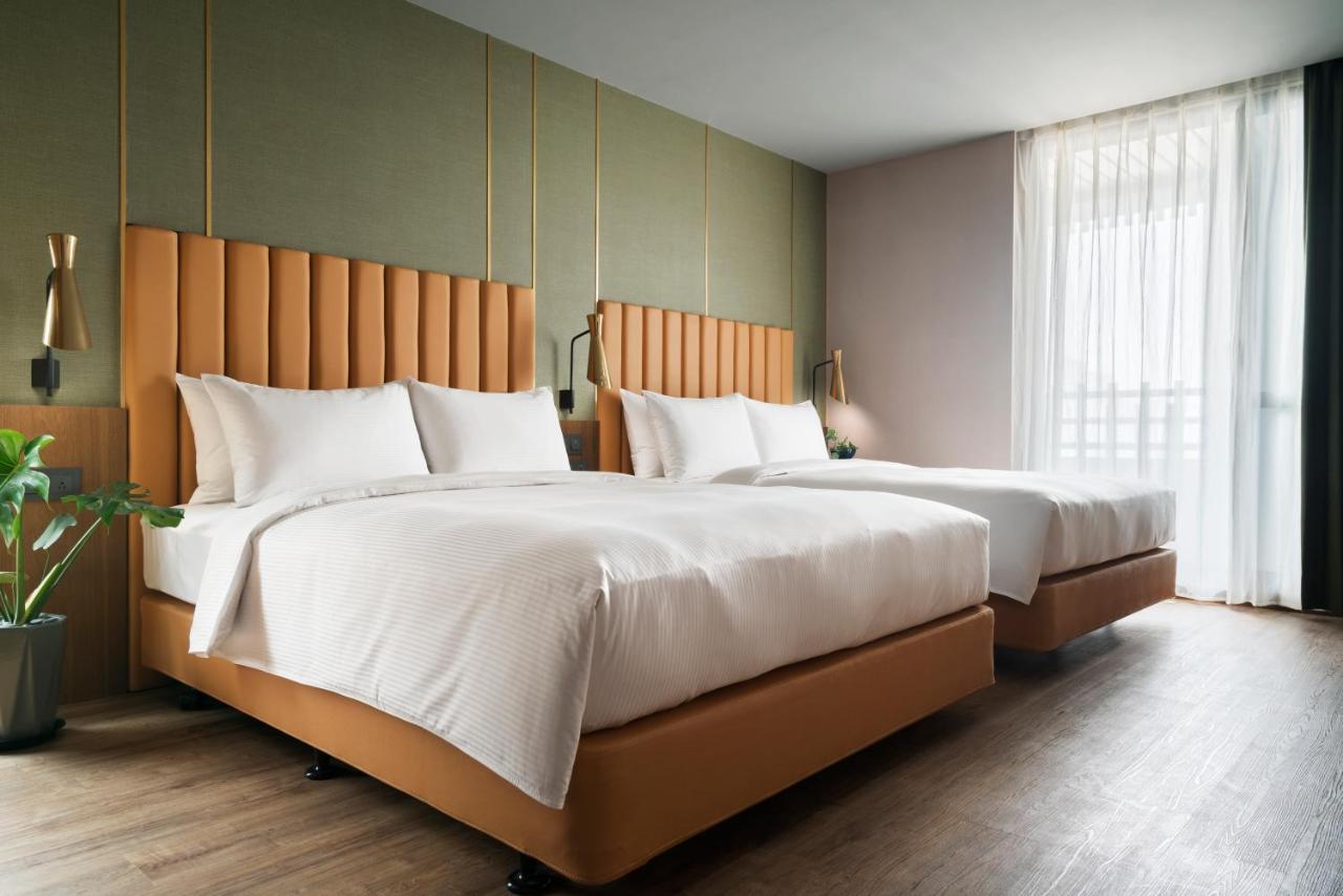 Kindness Day Hotel Tainan Bagian luar foto